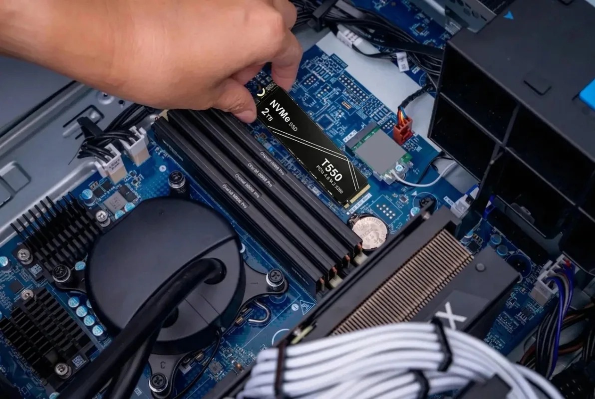 ลดราคาพิเศษ! SSD แบบพกพา T550  - Laptop Gaming Console บทวิจารณ์และราคา